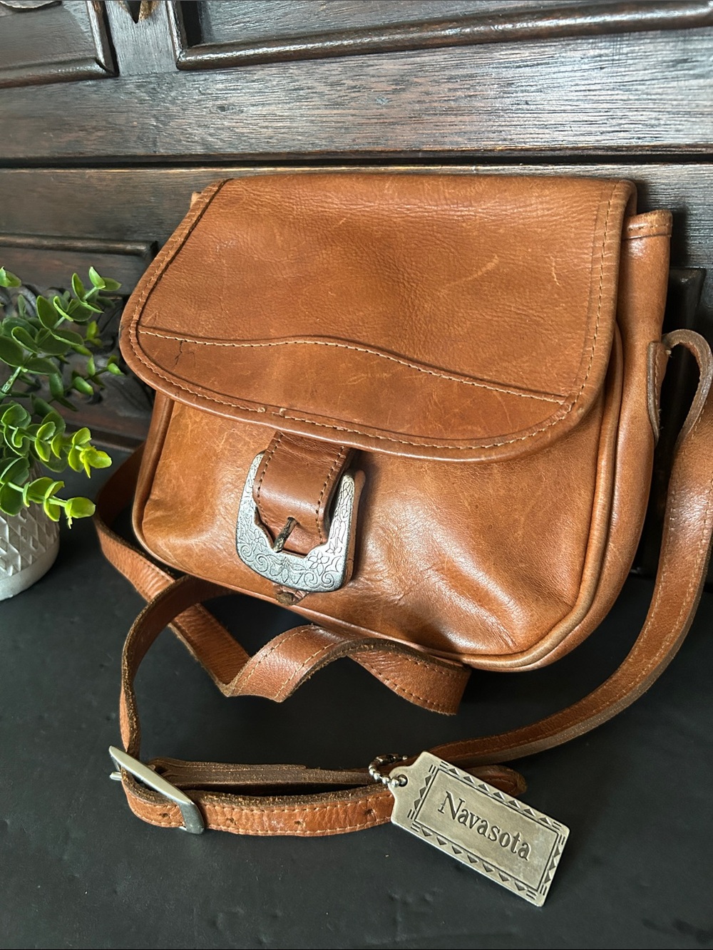 Vintage Navasota Tan Leather Crossbody Bag with Decorative Buckle - Picture 7 of 10